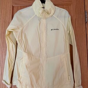 Columbia Light Yellow Packable Windbreaker Jacket